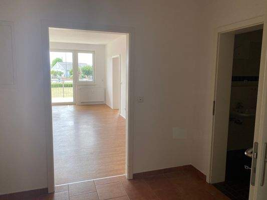 Blick in die Wohnung.jpeg