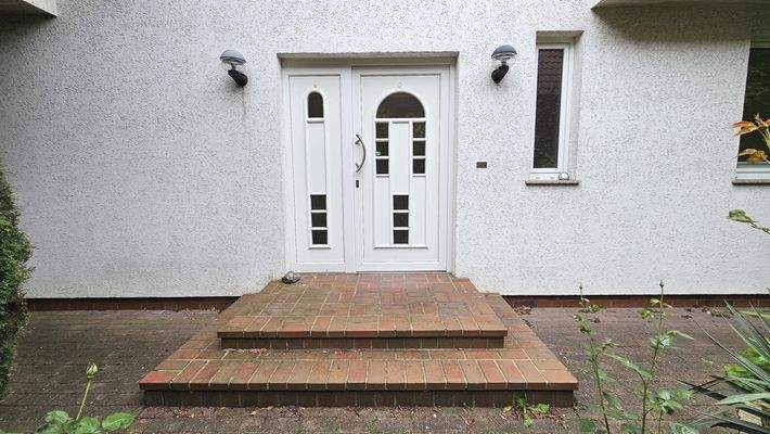 hinteres Haus von OST: Eingang