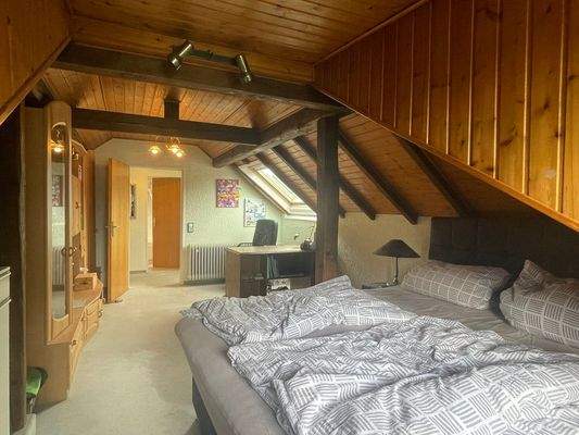 Schlafzimmer DG - Ansicht III