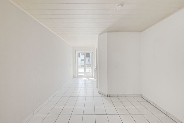 Wohnzimmer u. separate Küche