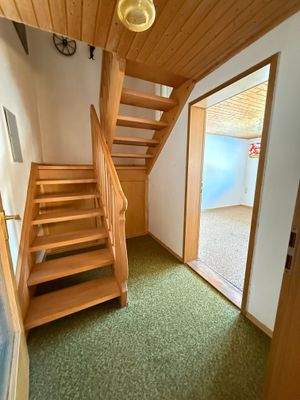 OG: Treppenhaus ins DG