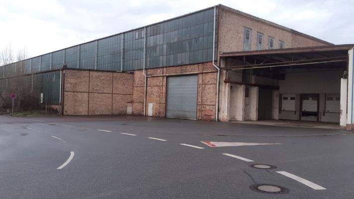 Lagerhalle Ansicht Warenannahme.jpg