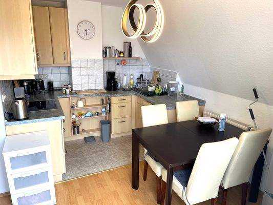 Küche und Eßbereich.jpg
