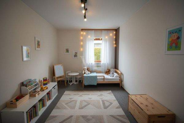 Kinderzimmer EG