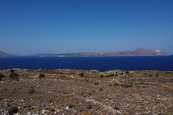 Kreta, Kokkino Chorio: Grundstück in ruhige Lage mit majestätischer Aussicht zu verkaufen