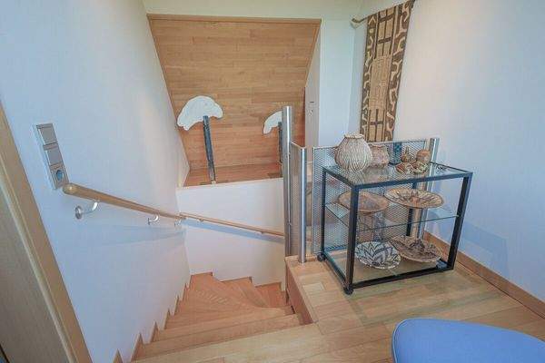 Der Treppenaufgang zum Gästebereich