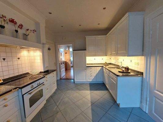 schöne Landhausküche