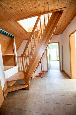 Aufgang vom OG zum Spitzboden 