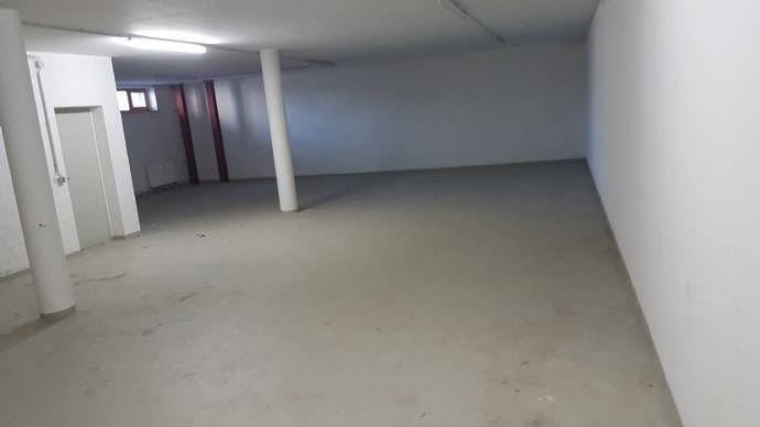 Keller ca. 100 qm