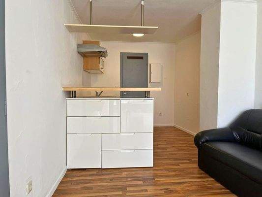 Krumme Gasse, EG-Whg Blick zur Küche