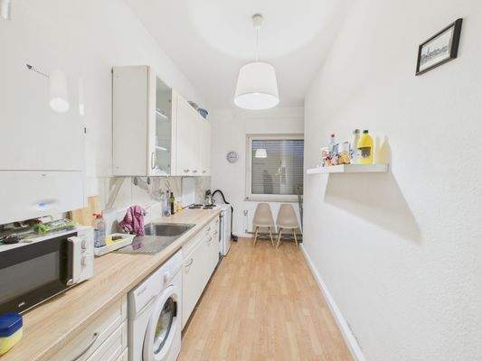 CAM01223G0-PR0168-STILL003