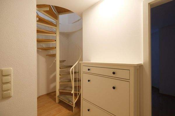 Der Treppenabgang zum Untergeschoss