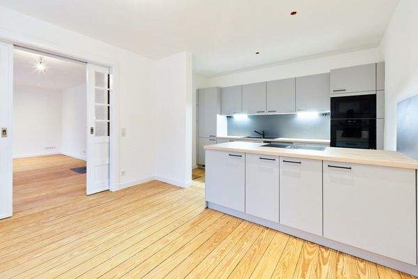 Whg. 1. OG - Küche und Essbereich