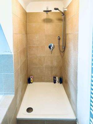 Dusche.jpg