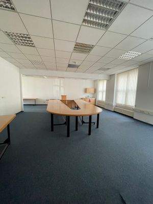 Konferenzraum mit Teeküche