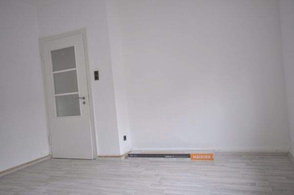 Schlafzimmer in Mehrfamilienhaus