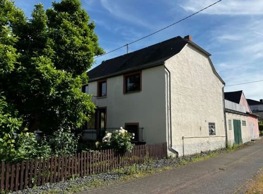 Euchariusstraße 25
