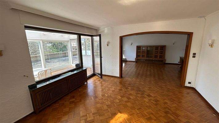 Großer Wohn- und Essbereich 