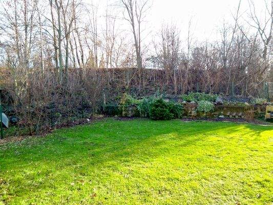 Grundstück zur Wohnung