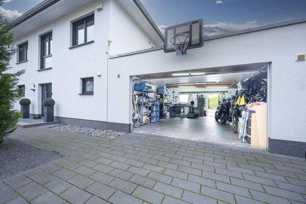 Doppelgarage