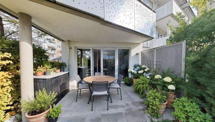 Terrasse - (KI generiert)