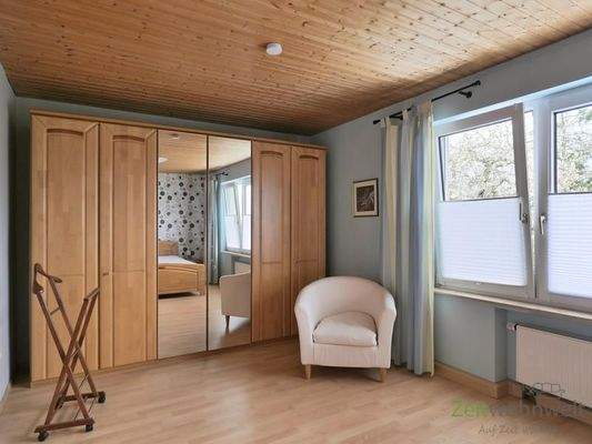 verspiegelter Schlafzimmerschrank