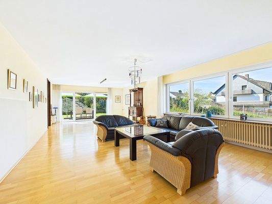 Gepflegtes Zweifamilienhaus in Saarlouis