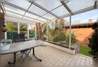 überdachte Terrasse