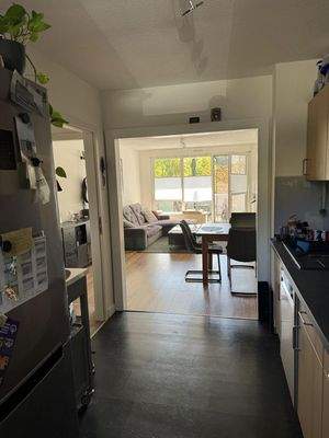 Küche - Wohnzimmer