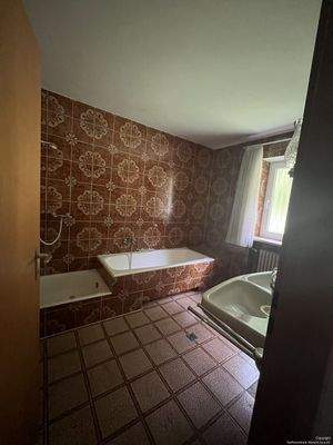 Badezimmer EG
