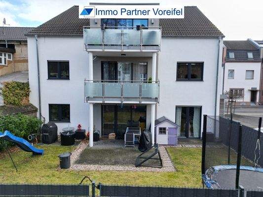 Rückseite Terrasse EG