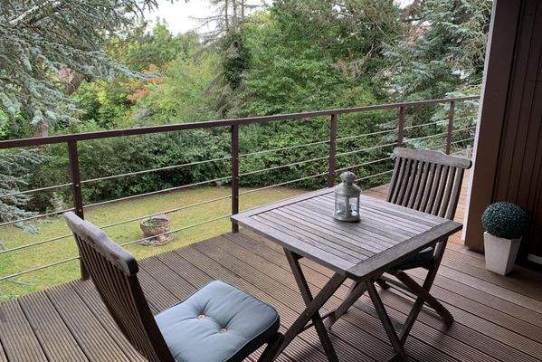 gemütlicher Sitzplatz auf der Loggia