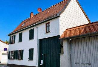 STRASSENANSICHT