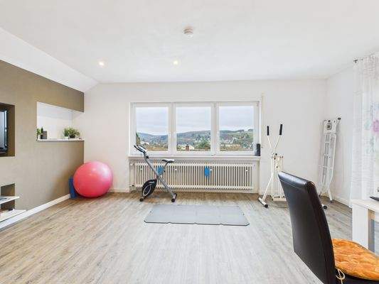 CAM04379G0-PR0076-STILL039