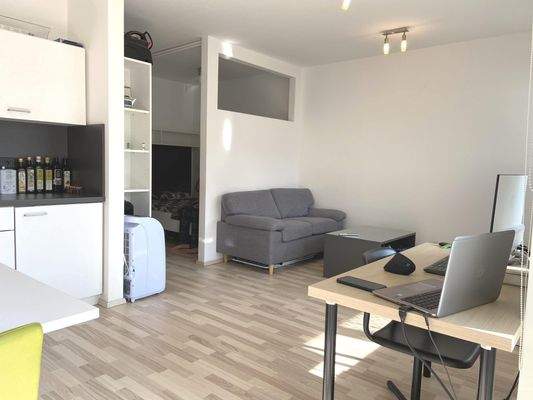 Wohnen, Essen , Arbeiten