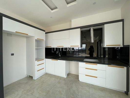 Key Ready Properties 700 M from the Sea in Alanya