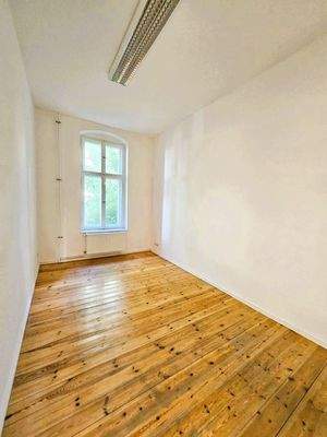 Zimmer 2, Leerstand.jpg