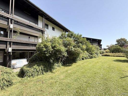 Die Terrasse mit Garten