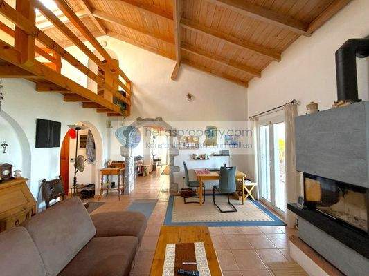 16b101c14ebe4c2b842c3f8137a2a7ed-original