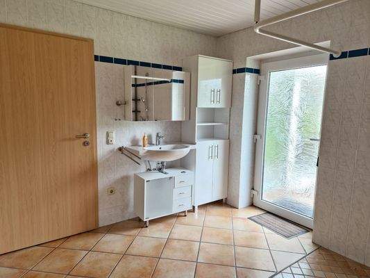 Bad 1, behindertengerechtes 