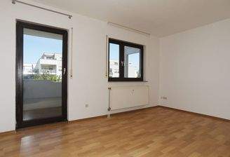Wohn- und Schlafzimmer