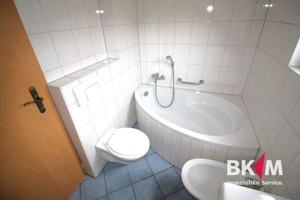 EG Wohnung Badezimmer