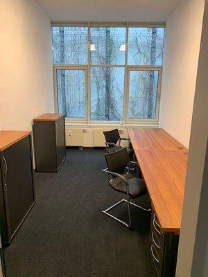 Büro 3.jpg
