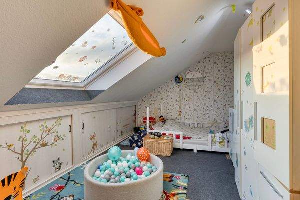 Kinderzimmer / Büro