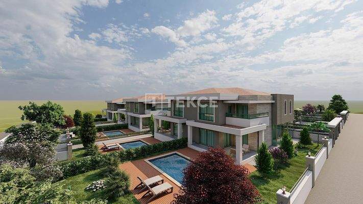 Villas with Private Swimming Pools and Gardens in Manavgat