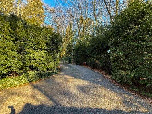 Grundstückseinfahrt