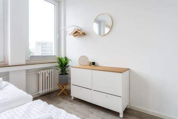 db20f359-34c8-4dea-b6a1-2d602c0a3de7