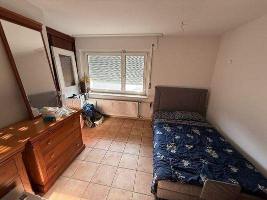 Schlafen 1. OG rechts