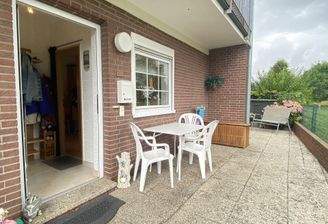 überdachte Terrasse