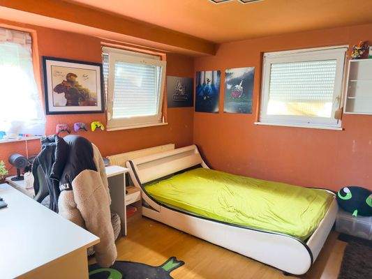 Zimmer Untergeschoss